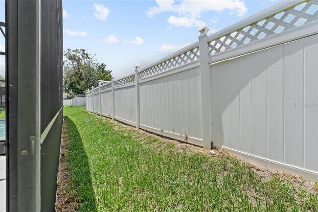 Building Photo - 7827 Myrtle Oak Ln