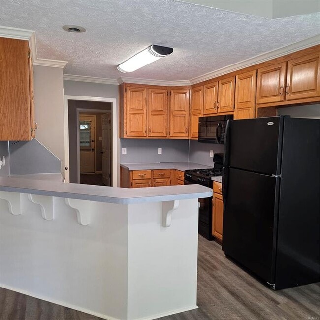 Building Photo - 1736 Twelve Oaks Ln