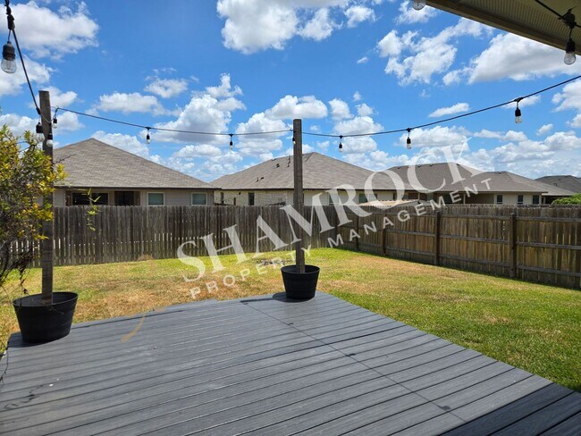 Building Photo - 3208 Jackal Dr