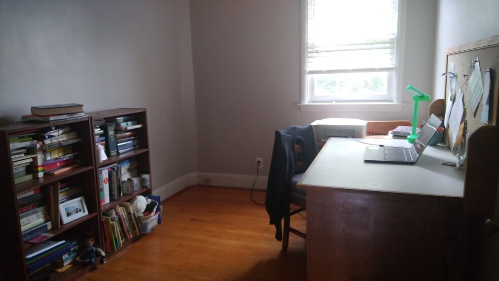 3rd bedroom/office - 26 Murdock Rd