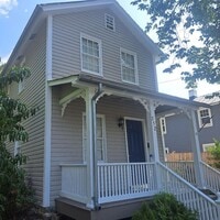 Building Photo - 252 Loudoun St SW