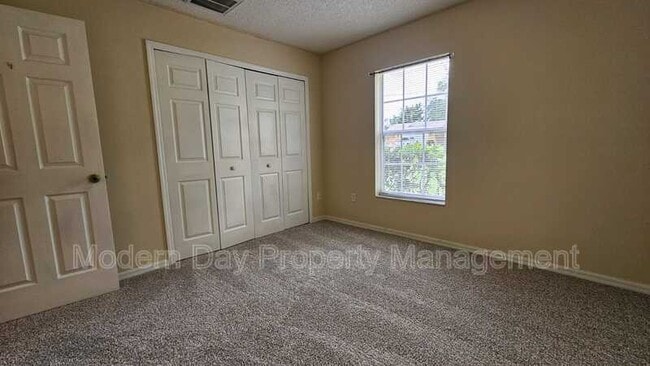 Building Photo - 10368 Lansfield St