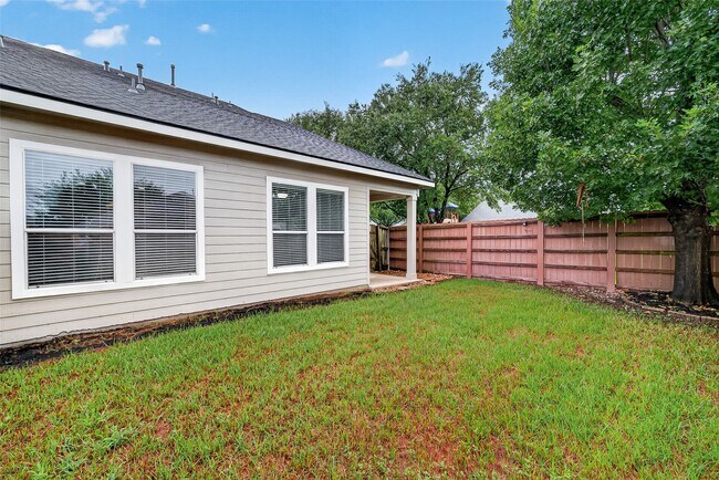 Building Photo - 5403 Canyon Hollow Dr