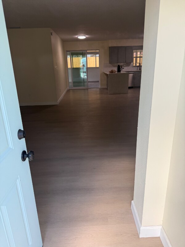 Building Photo - 4127 Grove Pl