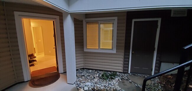 Building Photo - 5000 NW Village Park Dr