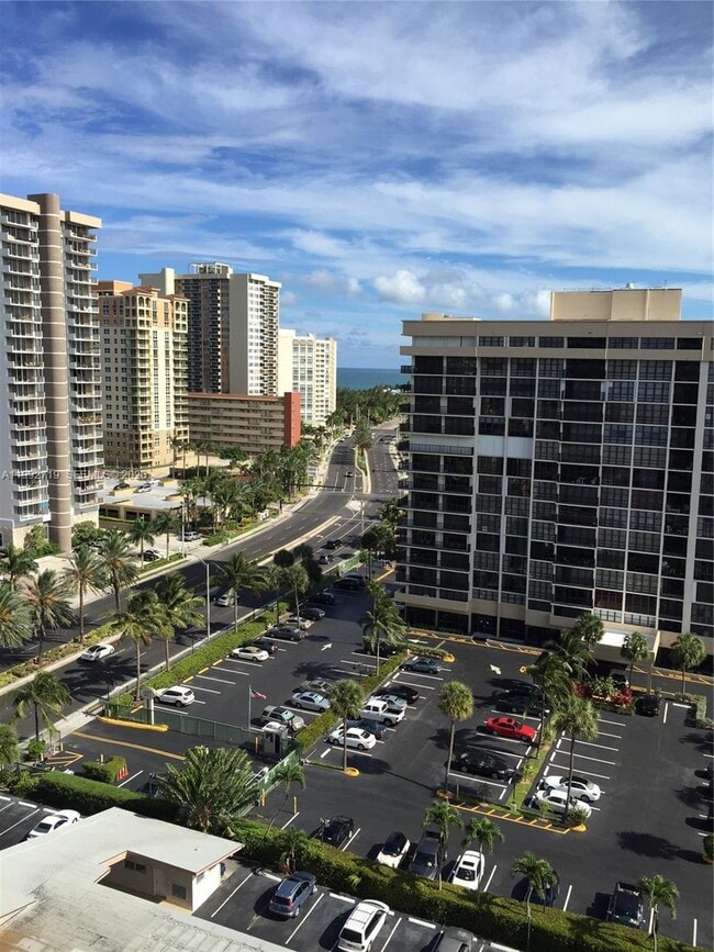 Building Photo - 1985 S Ocean Dr