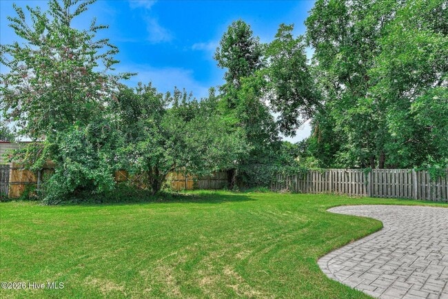 Building Photo - 135 Summerfield Cir