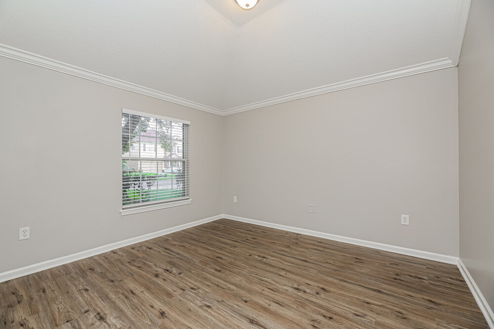 Building Photo - 3168 Tower Oaks Dr
