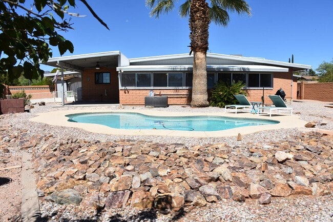 Building Photo - Great home in Mature Neighborhood