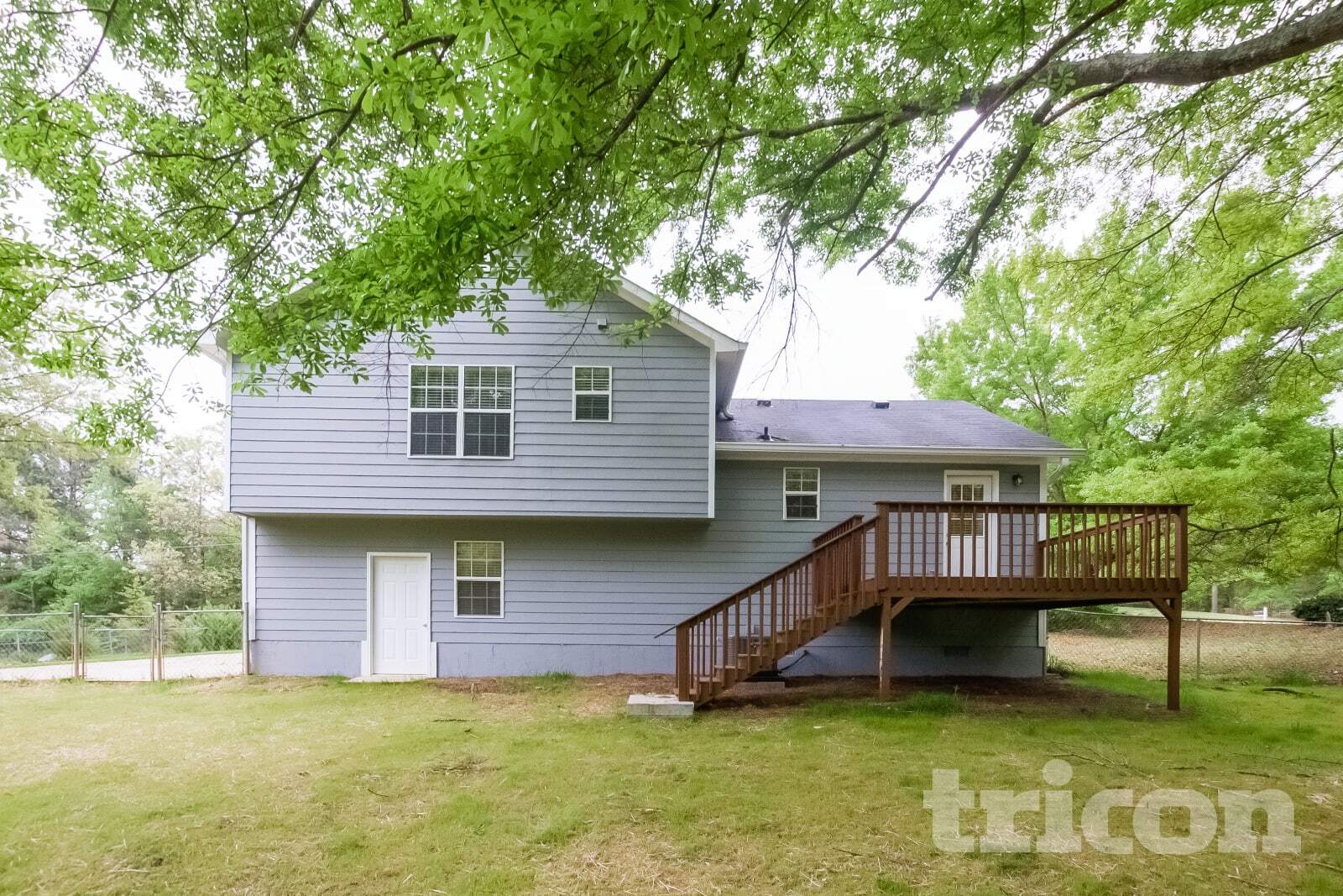 Building Photo - 48 Hale Haven Dr