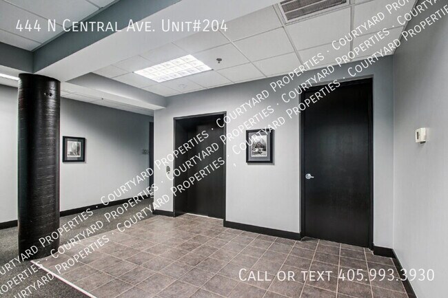 Building Photo - 444 N Central Ave