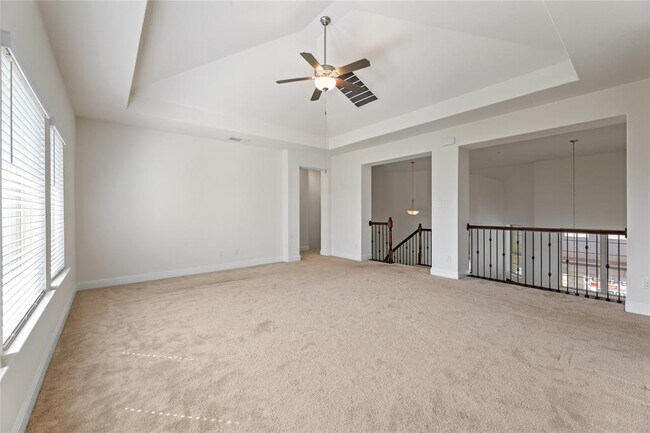 Building Photo - 5704 Monrovia Ln