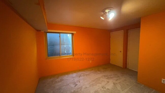 Building Photo - Charming 3-Bedroom Townhouse in Broadmoor ...