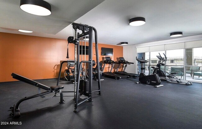 Building Photo - 7750 W Encanto Blvd