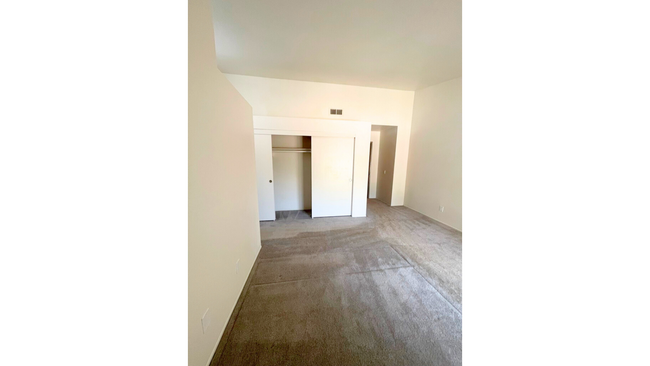 Building Photo - Single-Level Temecula Retreat | 4 Beds, 2 ...