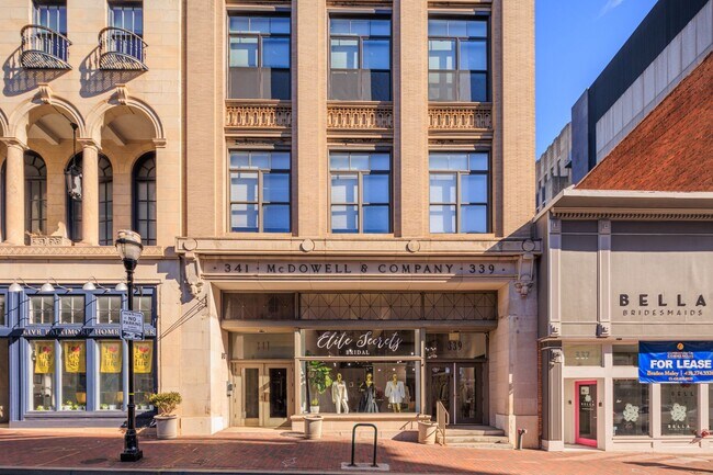 Building Photo - 341 N Charles St