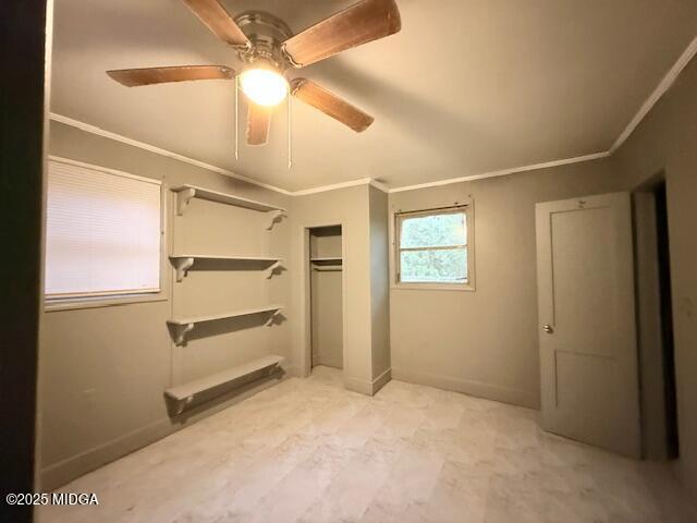 Building Photo - 3846 Lyons St