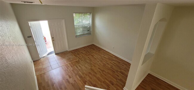Building Photo - 3421 SW 171st Terrace