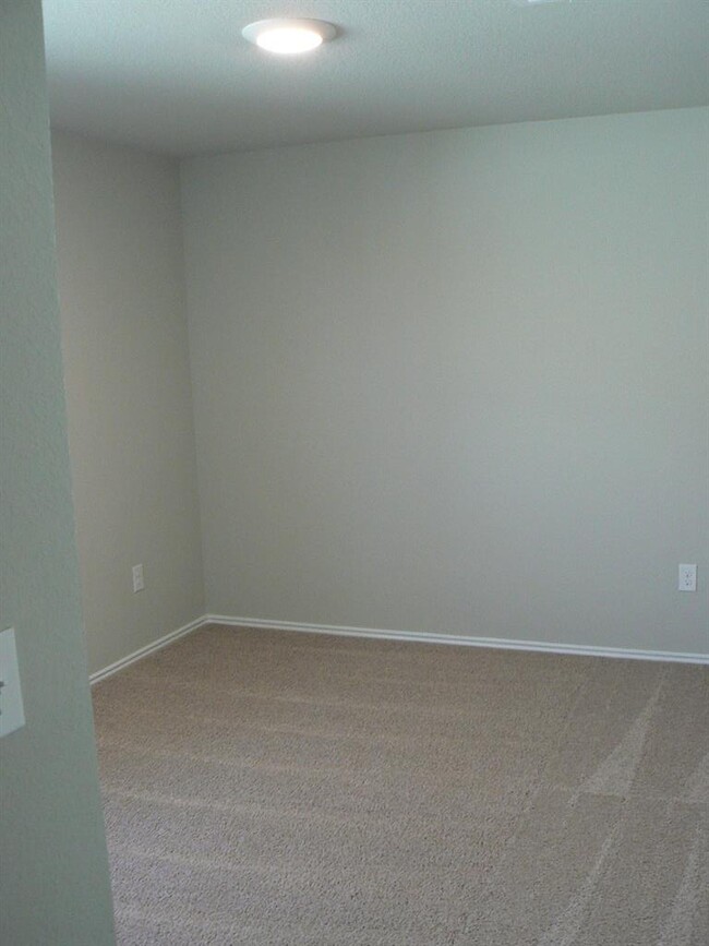 Building Photo - 15212 Upland Willow Rd