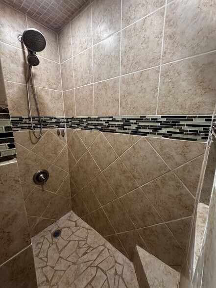 Building Photo - 3439 Twining Dr
