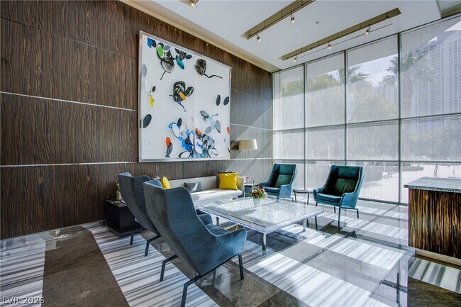 Building Photo - 222 E Karen Ave