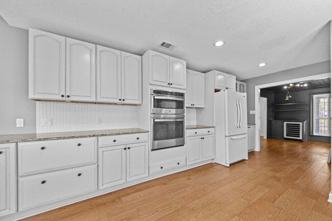 Building Photo - 1062 Conley Cir