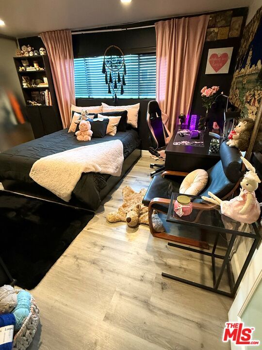 Building Photo - 843 4th St