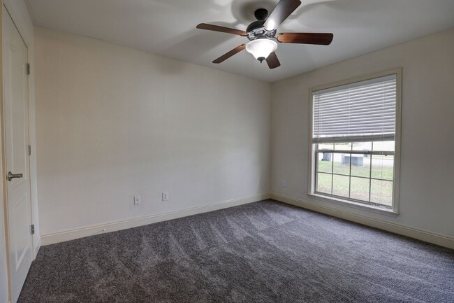 Building Photo - 27908 Turkey Branch Dr