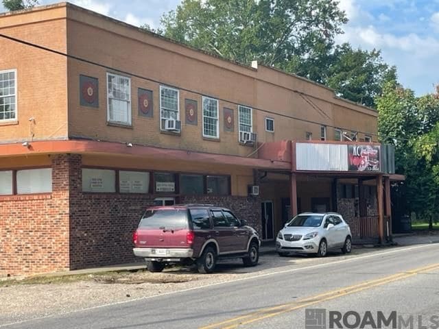 Building Photo - 659 W MAIN, 4