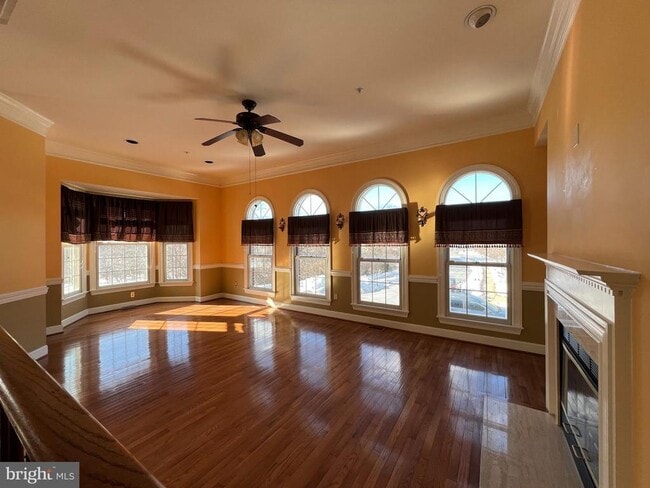 Building Photo - 201 Blaze Climber Way