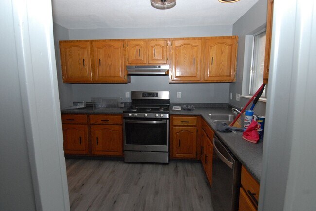 Building Photo - Maryland Heights Area