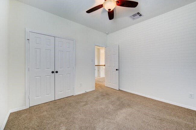 Building Photo - 9210 Monarch Mist Ln
