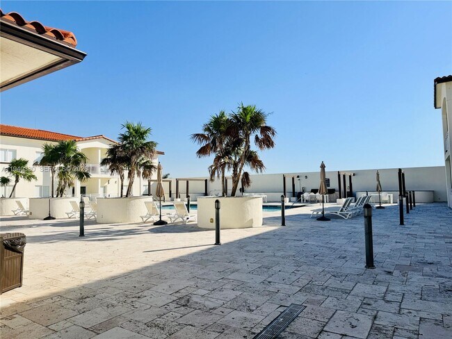 Building Photo - 10950 NW 82nd St