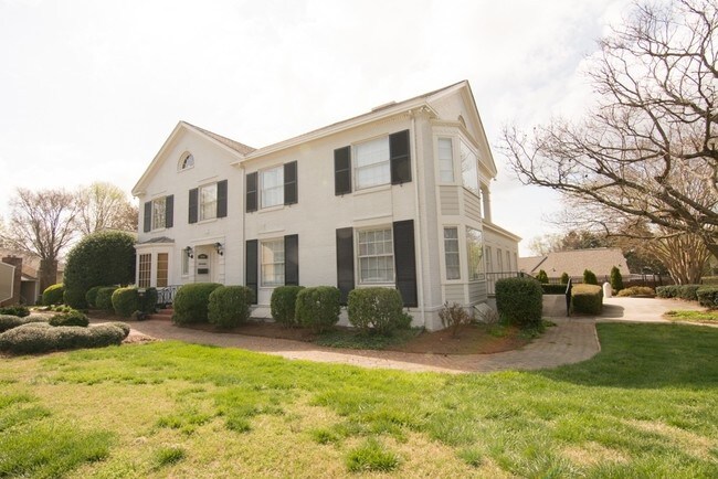 Building Photo - 6048 Heath Valley Rd