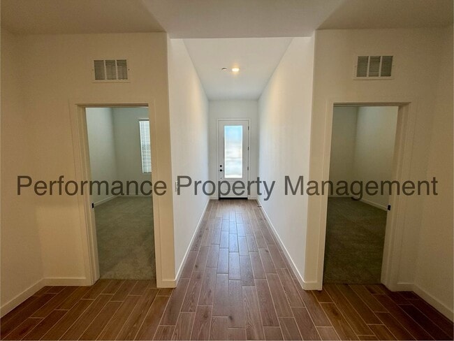 Building Photo - New Construction 5 Bed/3 Bath Home in SW Bakersfield w/ Solar, RBP & $0 Deposit Option