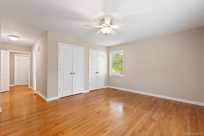 Building Photo - 19 Rockledge Rd