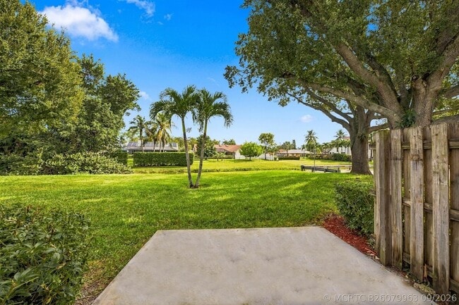 Building Photo - 1031 Goldenrod Rd