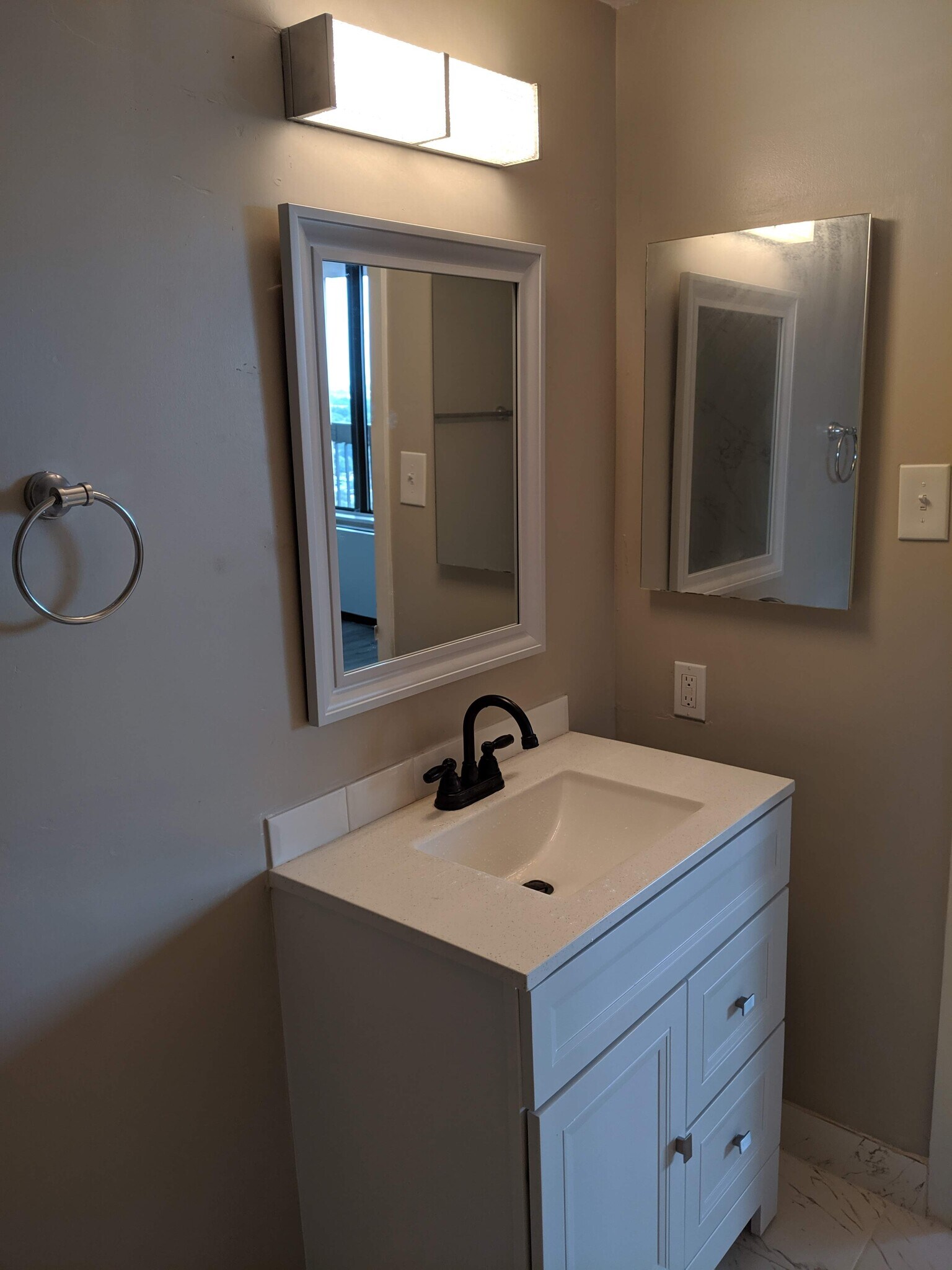 Bathroom - 3701 S George Mason Dr