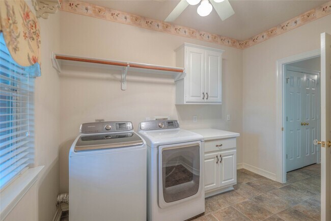 Building Photo - 29702 Orchard Grove Dr