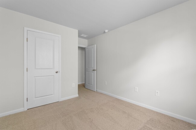 Building Photo - 162 Villa Grande St