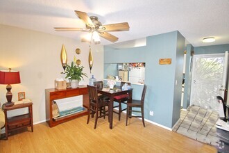 Building Photo - Upper Level- Unfurnished Kihei Villages Co...
