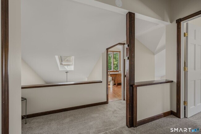 Building Photo - 82 Sill Ln