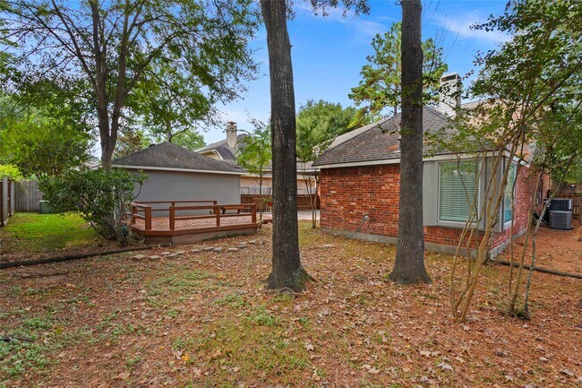 Building Photo - 11403 Lakewood Cove