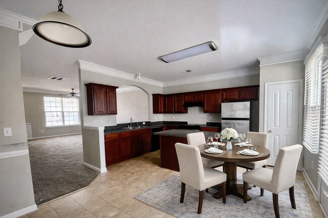 Building Photo - Beautiful 2 Bedroom Townhome in Olde Whitehall – Charlotte, NC