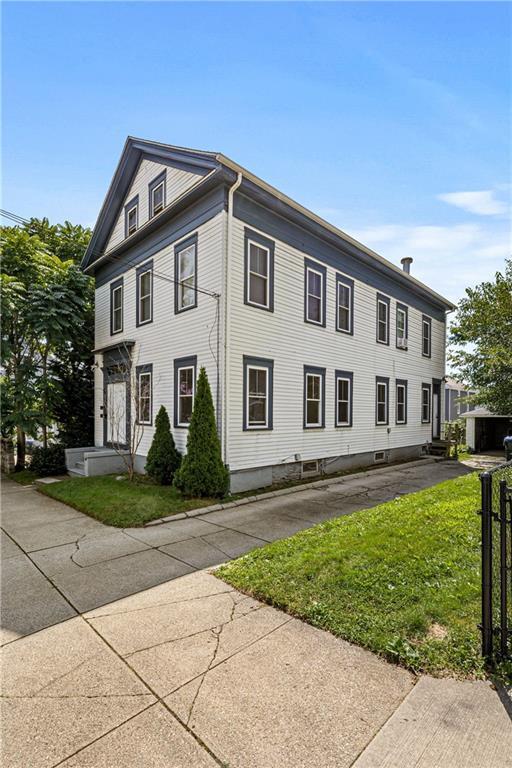 Building Photo - 207 Power St