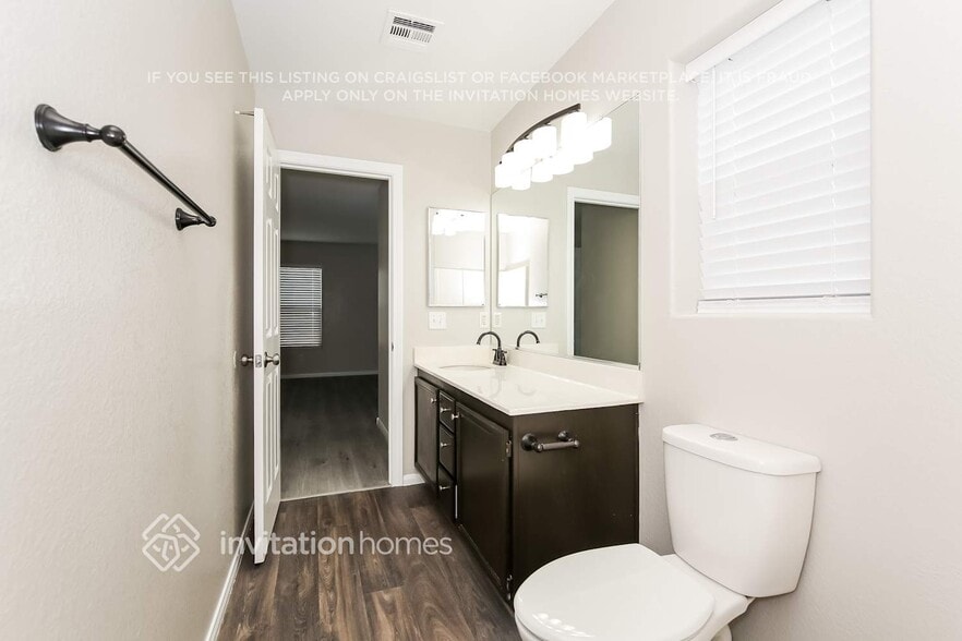 Building Photo - 4946 Volcanic Rock Ln