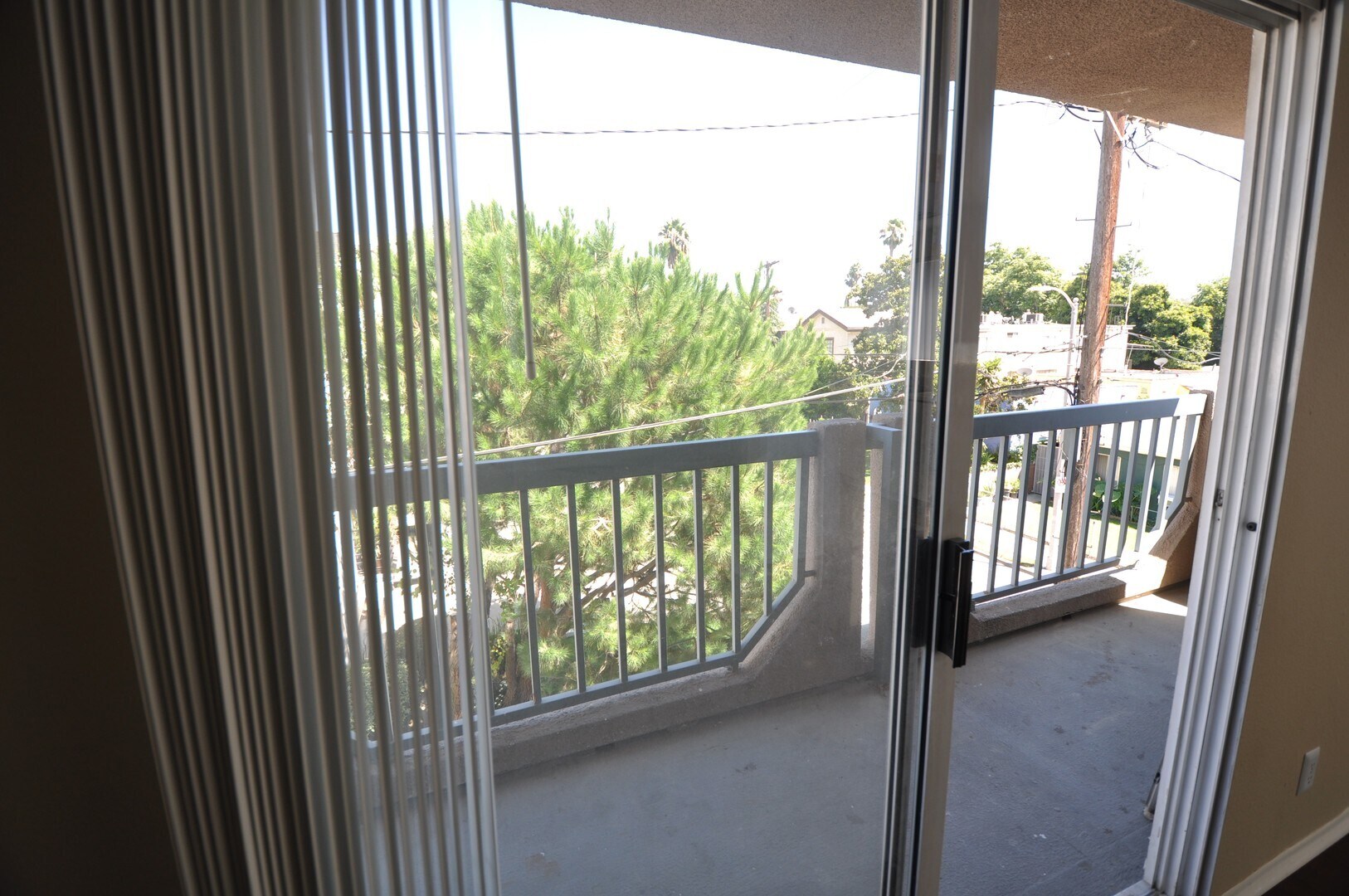 Building Photo - 5002 Tujunga Ave