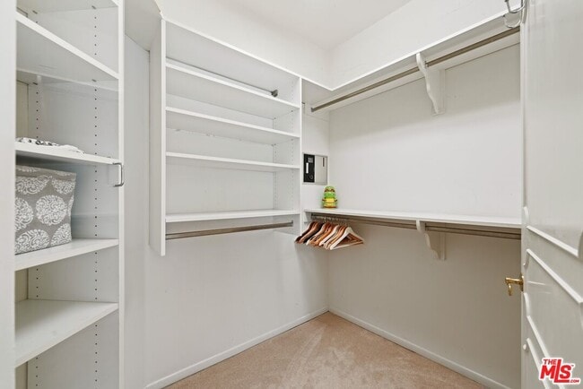 Building Photo - 15656 Crownridge Pl