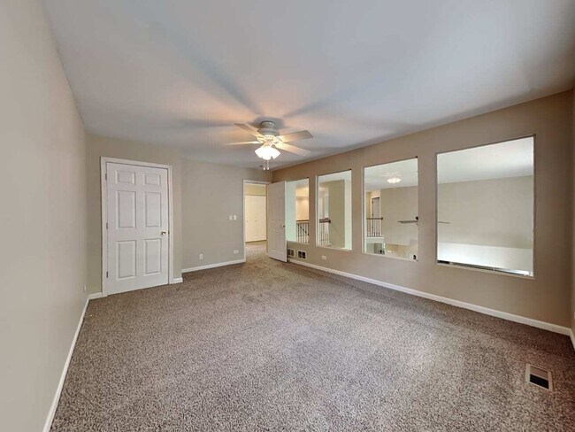 Building Photo - 7401 Brentwood Ln