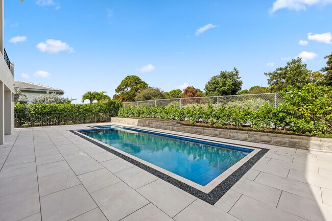 Building Photo - 151 Eden Ridge Ln